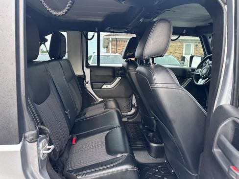 Used 2013 Jeep Wrangler Unlimited Sport AWD/4WD image 28