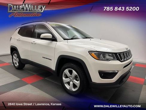 Used 2020 Jeep Compass Latitude AWD/4WD image 1