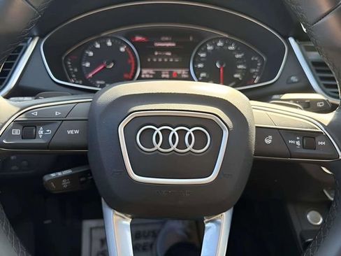 Used 2023 Audi Q5 2.0T Premium w/ Convenience Package AWD/4WD image 5