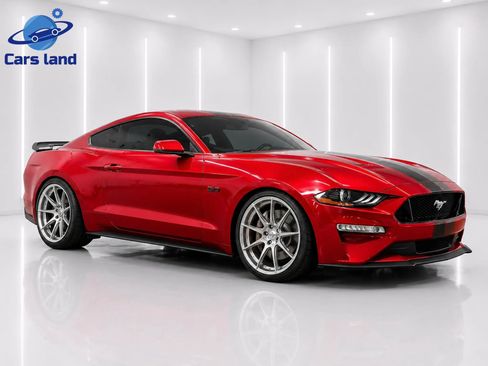 Used 2021 Ford Mustang GT RWD image 2