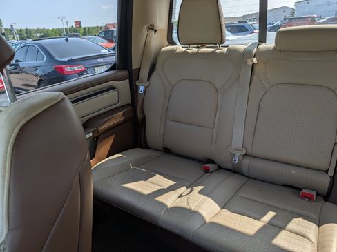 Used 2020 RAM 1500 Laramie AWD/4WD image 12