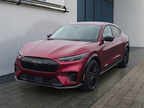 Certified 2025 Ford Mustang Mach-E Premium w/ Sport Appearance Package image 7