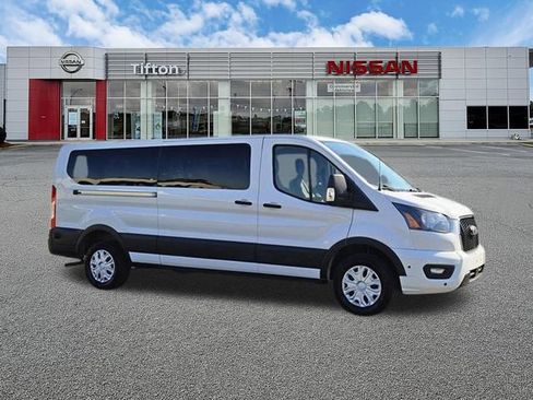 Used 2024 Ford Transit 350 XLT RWD image 3