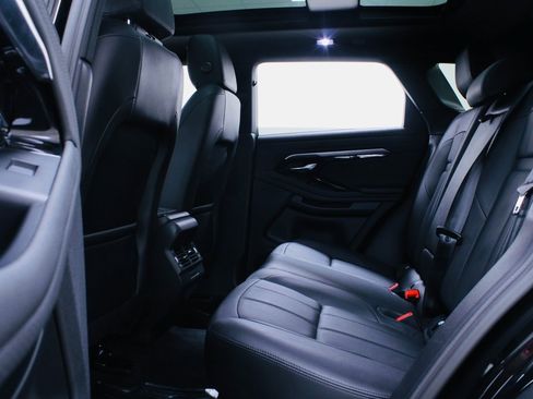 Used 2023 Land Rover Range Rover Evoque R-Dynamic S image 30