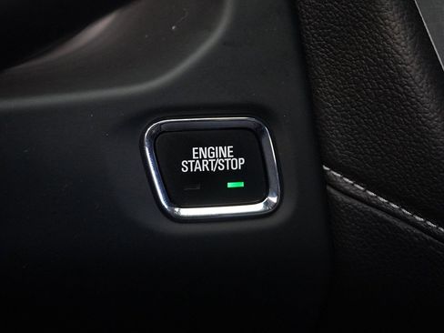 Used 2020 GMC Acadia SLE image 41