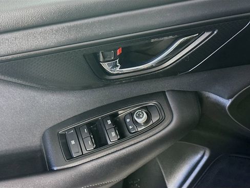 Used 2023 Subaru Outback Premium image 24