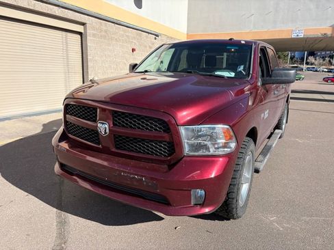 Used 2017 RAM 1500 Express w/ Express Value Package image 3