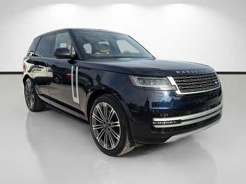 New 2026 Land Rover Range Rover Autobiography AWD/4WD image 7