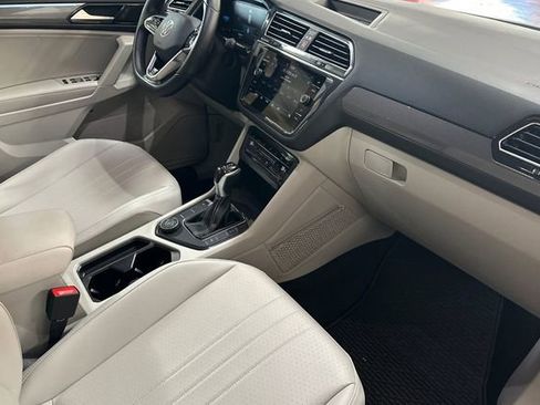 Certified 2023 Volkswagen Tiguan SE R-Line image 20