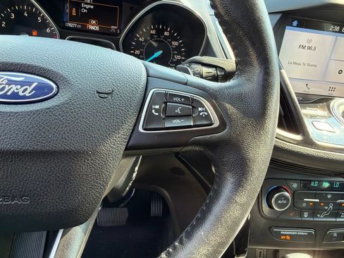 Used 2017 Ford Escape Titanium FWD image 17