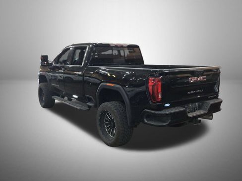 Used 2020 GMC Sierra 2500 Denali w/ Denali Ultimate Package AWD/4WD image 2