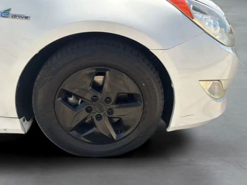 Used 2012 Hyundai Sonata Hybrid FWD image 30