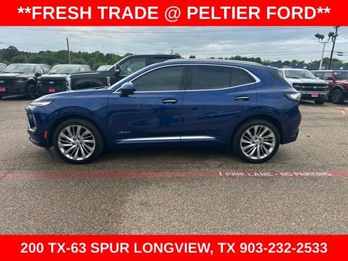 Used 2025 Buick Envision Avenir AWD/4WD image 4