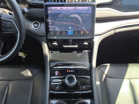 Used 2022 Jeep Grand Cherokee Limited 4xe AWD/4WD image 9