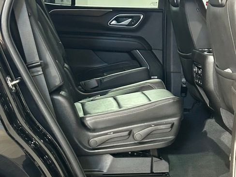 Used 2021 Chevrolet Tahoe LT w/ Rear Media and Nav Package AWD/4WD image 59