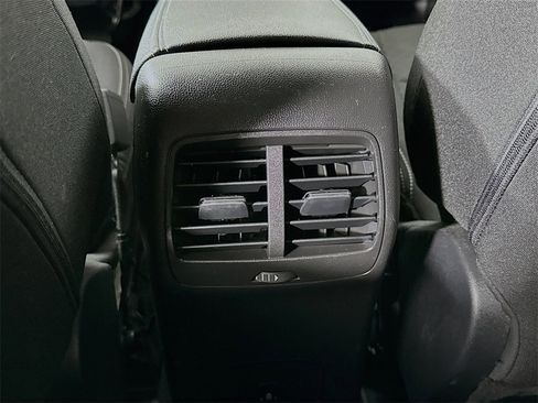 Used 2025 Ford Escape Active image 23