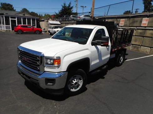 Used 2016 GMC Sierra 2500 2WD Regular Cab image 4