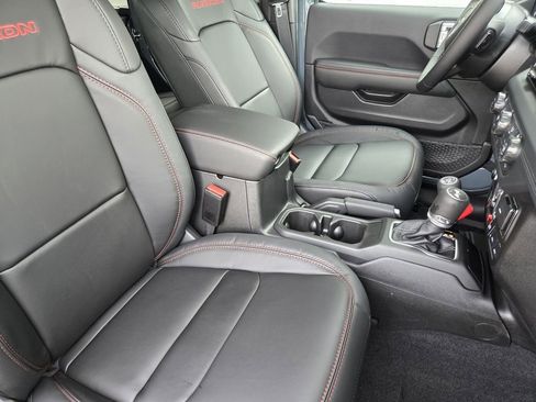 New 2026 Jeep Wrangler Unlimited Rubicon AWD/4WD image 9