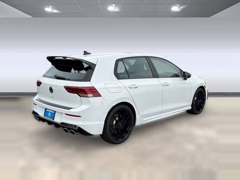 New 2026 Volkswagen Golf image 9