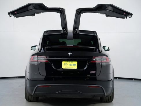 Used 2022 Tesla Model X Plaid image 53