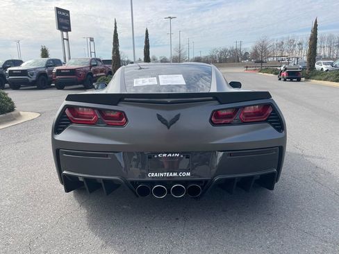 Used 2018 Chevrolet Corvette Stingray Coupe w/ 2LT Preferred Equipment Group image 5