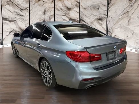 Used 2019 BMW 540i w/ M Sport Package RWD image 3