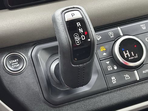 Used 2023 Land Rover Defender 110 S image 17