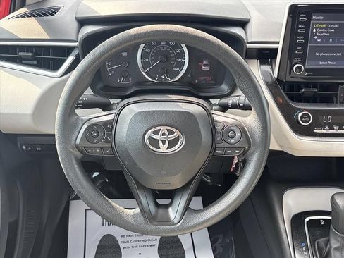 Used 2021 Toyota Corolla LE FWD image 20