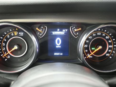 Used 2018 Jeep Wrangler Unlimited Sport AWD/4WD image 14
