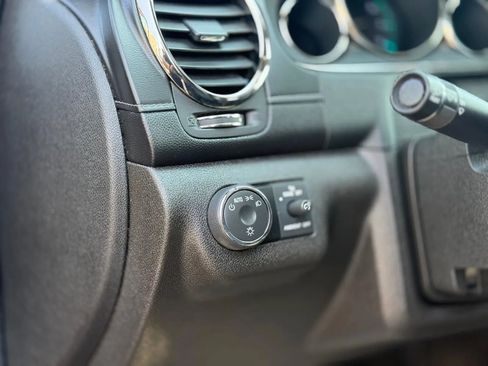 Used 2013 Buick Enclave Leather AWD/4WD image 8