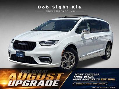 Used 2021 Chrysler Pacifica Limited w/ Premium & Safety Sphere Group