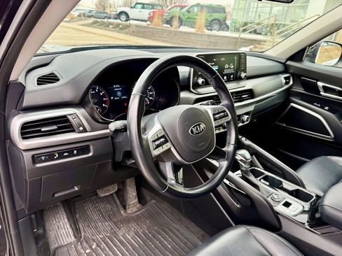 Used 2021 Kia Telluride S image 9