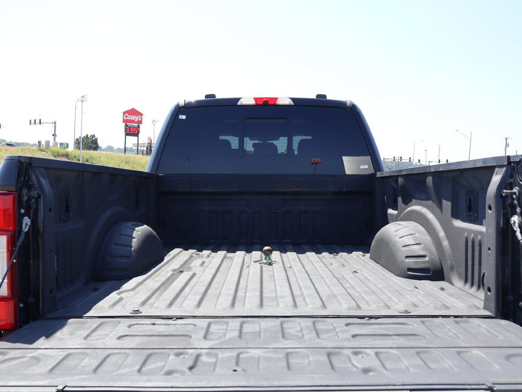Used 2021 Ford F250 Platinum w/ FX4 Off-Road Package AWD/4WD image 14