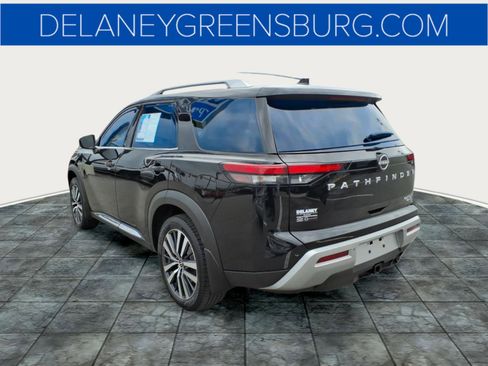 Used 2022 Nissan Pathfinder Platinum w/ Cargo Package image 5