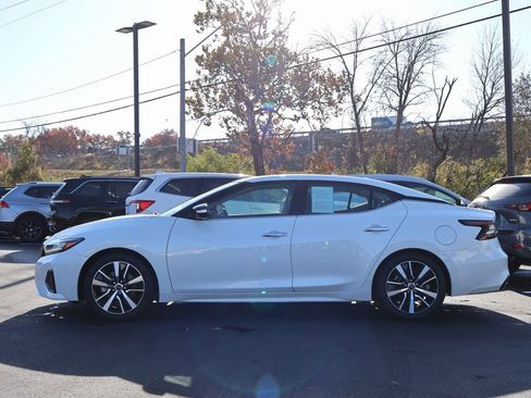 Used 2023 Nissan Maxima SV w/ Floor Mat Group image 4