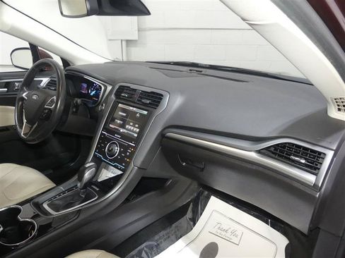 Used 2015 Ford Fusion Titanium FWD image 25