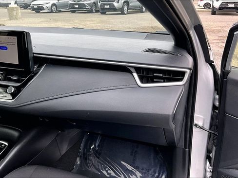 Certified 2023 Toyota Corolla SE w/ SE Package image 26