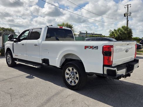 Used 2023 Ford F250 Lariat w/ Chrome Package AWD/4WD image 3