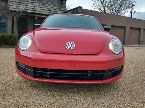 Used 2015 Volkswagen Beetle 1.8T image 4