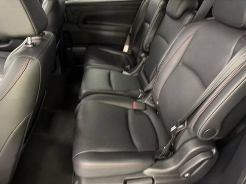 Used 2025 Honda Odyssey Sport-L image 17