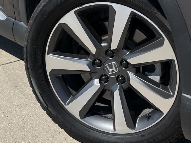 Used 2025 Honda Pilot Elite image 9