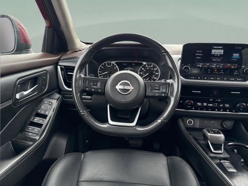 Used 2022 Nissan Rogue SL w/ SL Premium Package image 10