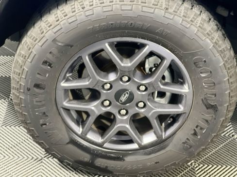 Used 2024 Ford Ranger XLT image 11