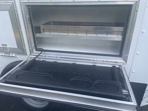 New 2026 Ford E-350 and Econoline 350 Super Duty w/ Power Equipment Group image 8