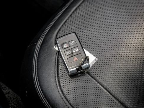Used 2019 Land Rover Range Rover Supercharged AWD/4WD image 82