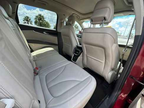 Used 2019 Lincoln Nautilus Select FWD image 21