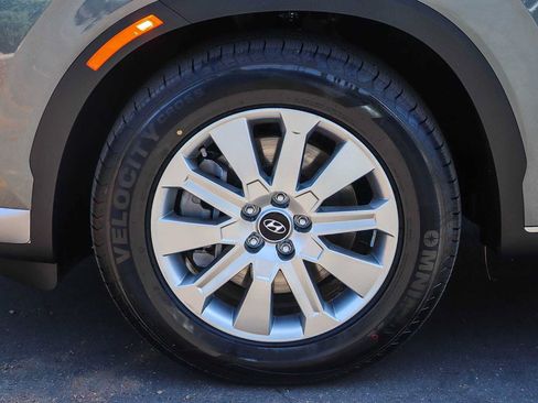 Used 2024 Hyundai Palisade SEL FWD image 11