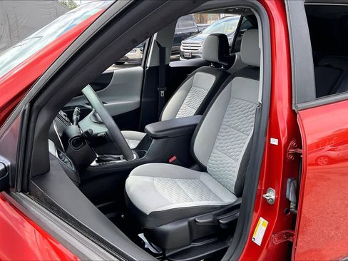 Used 2020 Chevrolet Equinox LS image 8