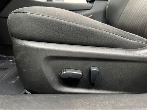 Used 2024 Nissan Altima 2.5 SV image 10