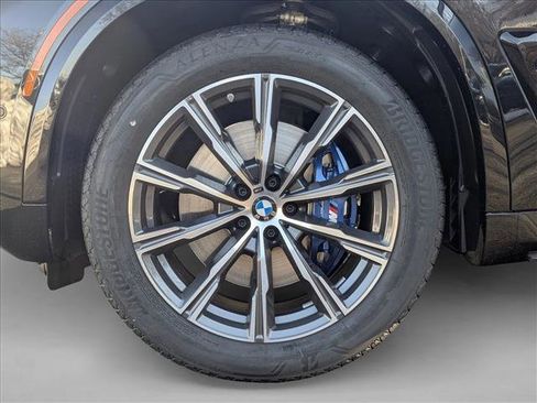 Used 2026 BMW X5 xDrive40i w/ M Sport Package image 10